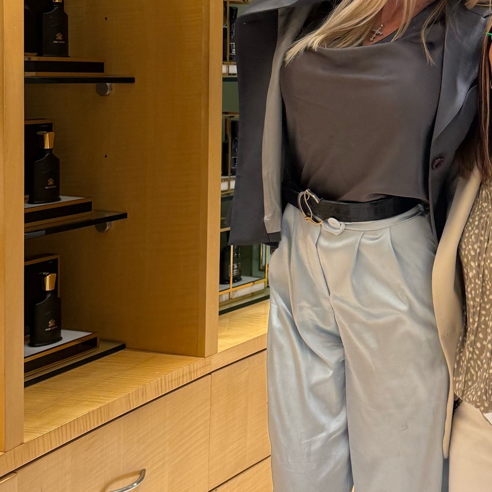 Alice + Olivia Gray Satin Cowl Neck Top - Picture 12 of 12